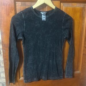 Hard Tail Distressed black/dark grey long sleeve top - M